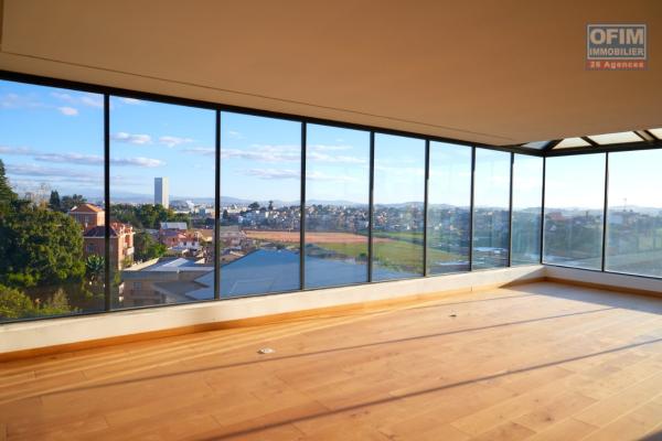 A louer un appartement T3 avec une vue sur massay Ivandry