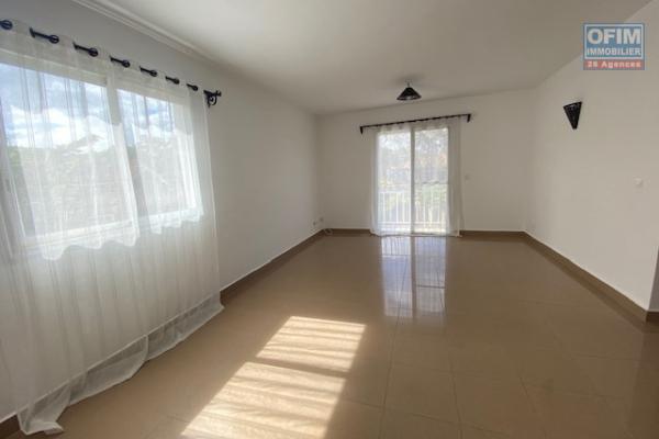Un appartement T3 s&eacute;curis&eacute; &agrave; Mahatony Ivandry